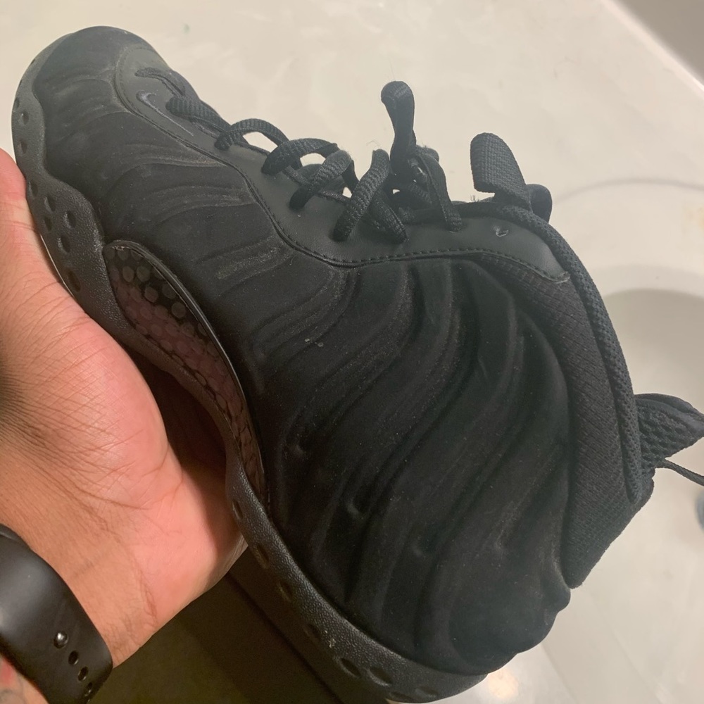 Black Seude Foamposites